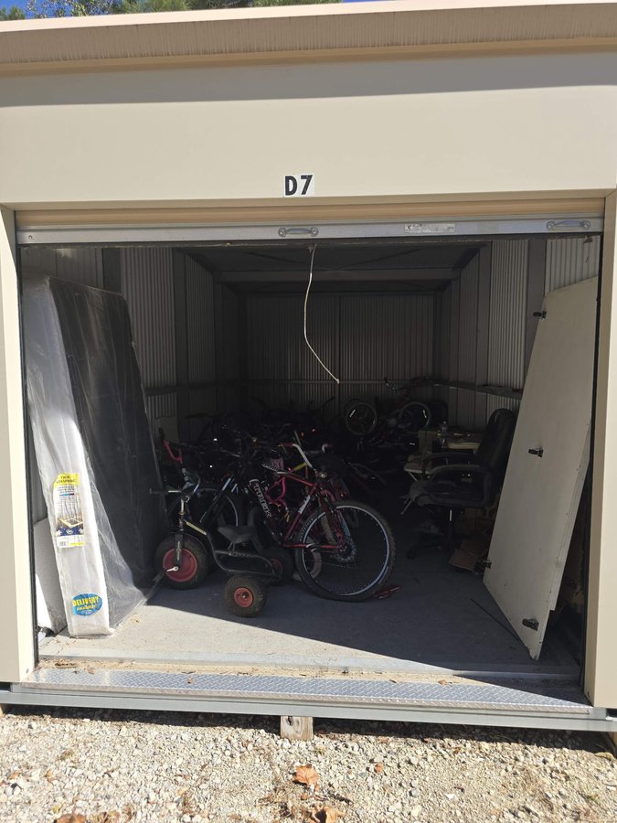 10 x 20 storage unit in Lithia Springs, GA