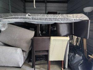 10 x 10 storage unit in Brandon, FL