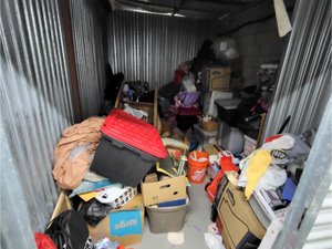 10 x 10 storage unit in West Palm Beach, FL