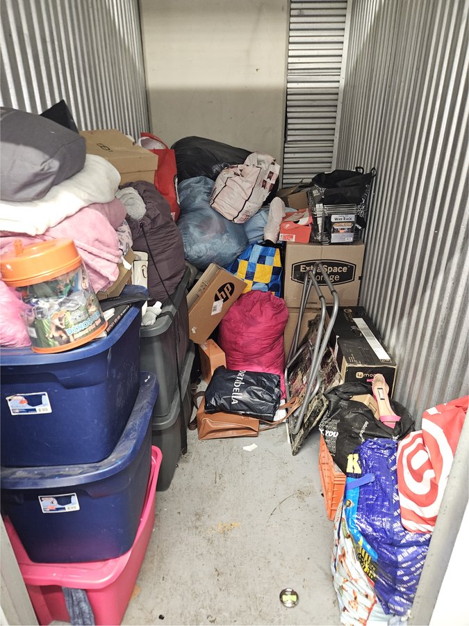 5 x 10 storage unit in Bronx, NY