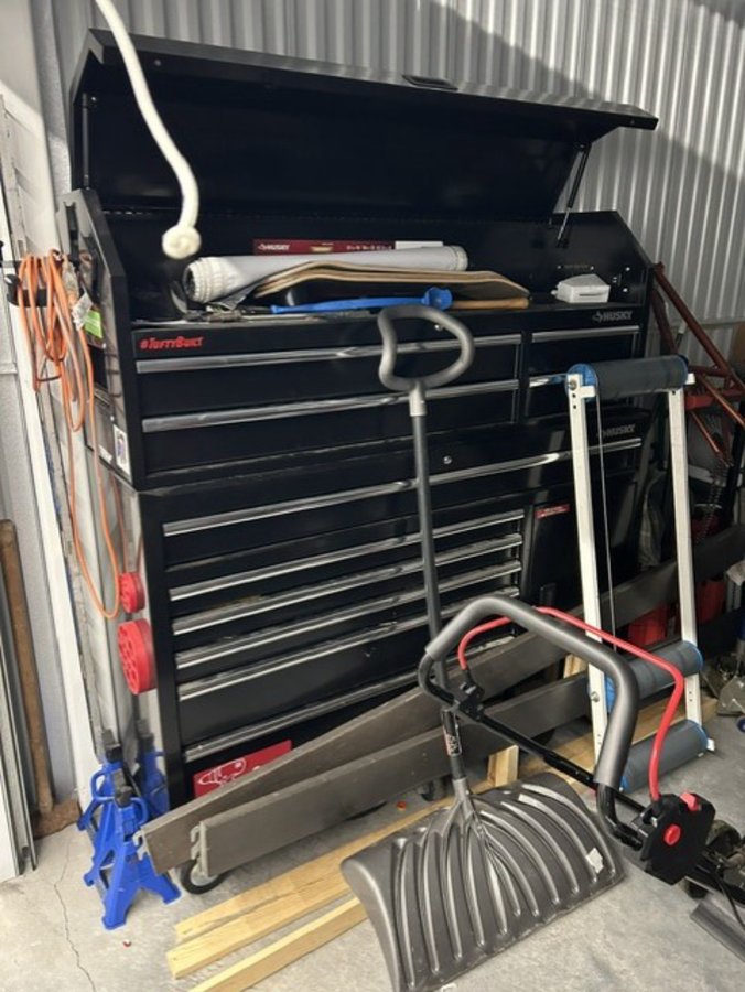 10 x 15 storage unit in Minneapolis, MN