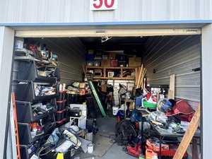10 x 20 storage unit in Victorville, CA