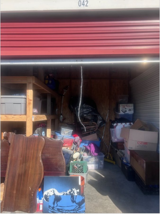 10 x 10 storage unit in Bonney Lake, WA