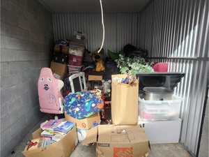 10 x 10 storage unit in Medford, OR