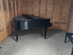 10 x 10 storage unit in Huntsville, AL