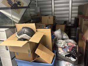 10 x 10 storage unit in Lakewood, CO