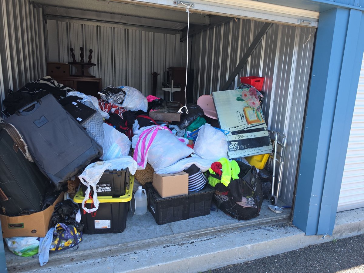 10 x 15 storage unit in Southampton, MA