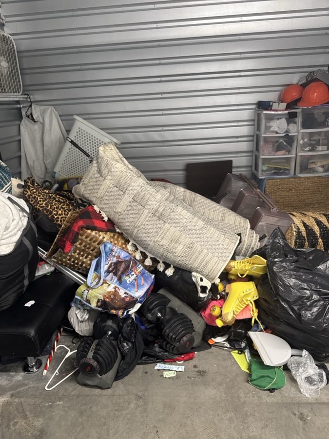 10 x 7 storage unit in Lakewood, CO