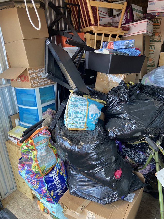 7 x 10 storage unit in Portland, OR