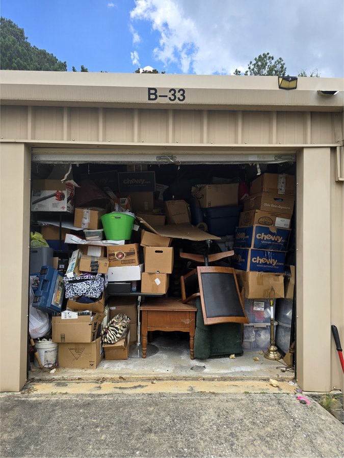 10 x 15 storage unit in Lithia Springs, GA