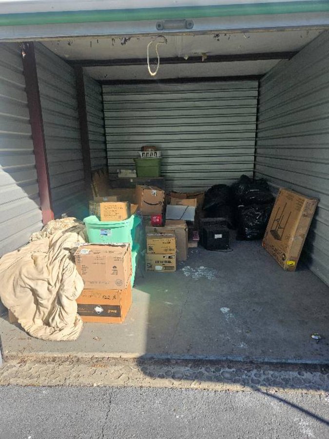 10 x 15 storage unit in Ellenwood, GA
