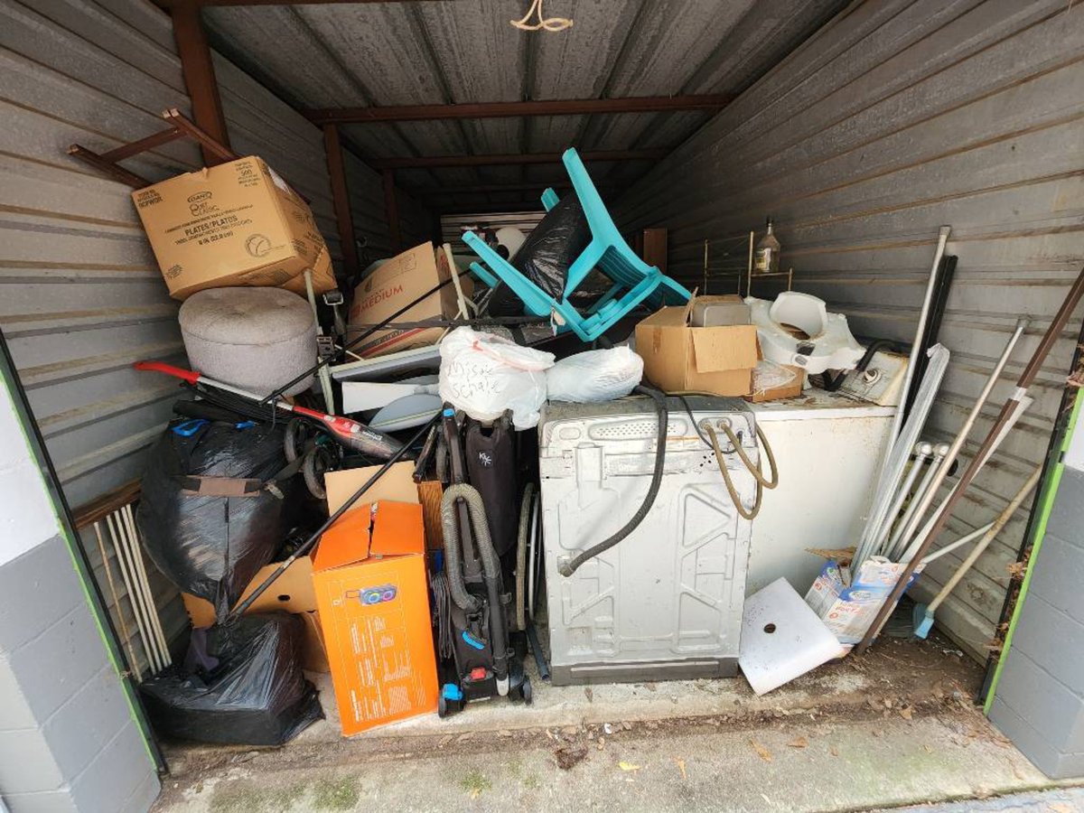 10 x 25 storage unit in Austell, GA