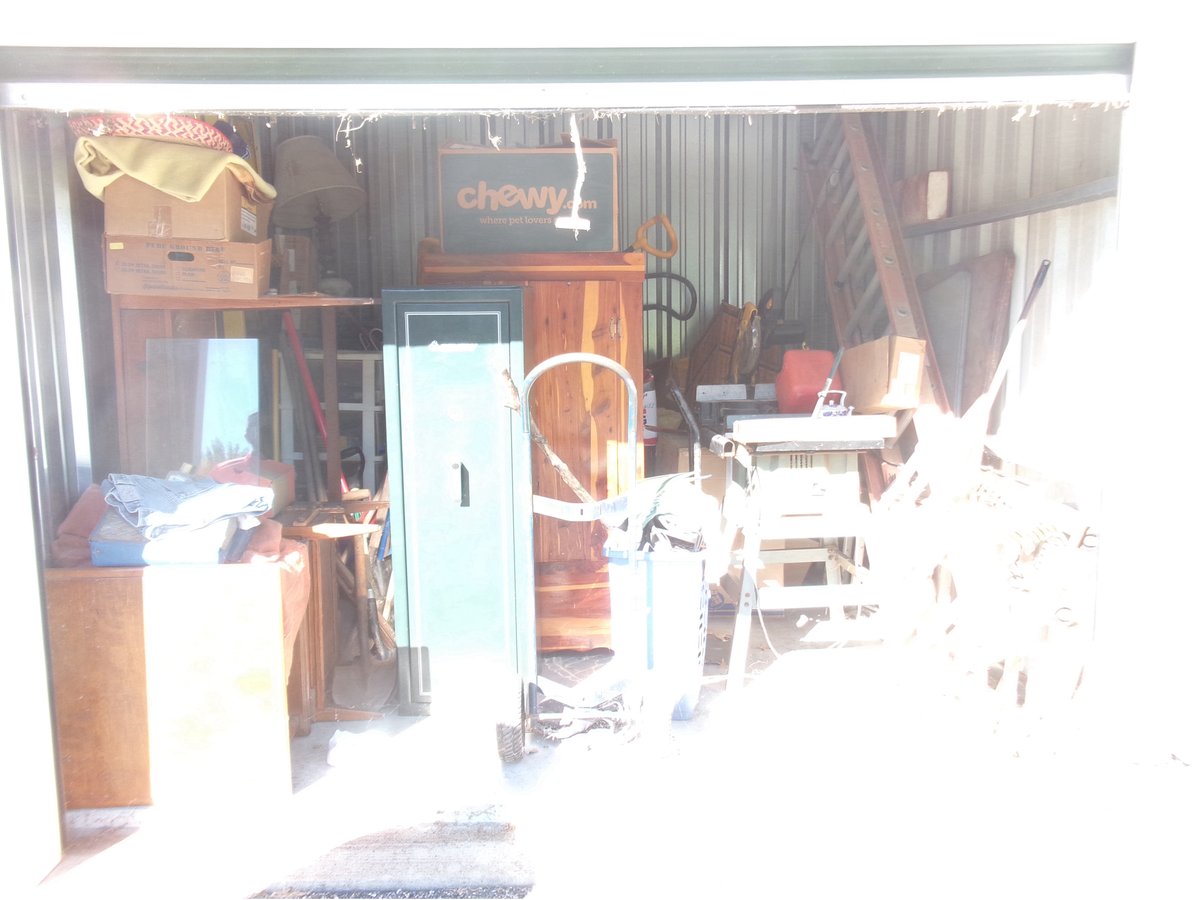 10 x 10 storage unit in Elkton, MD