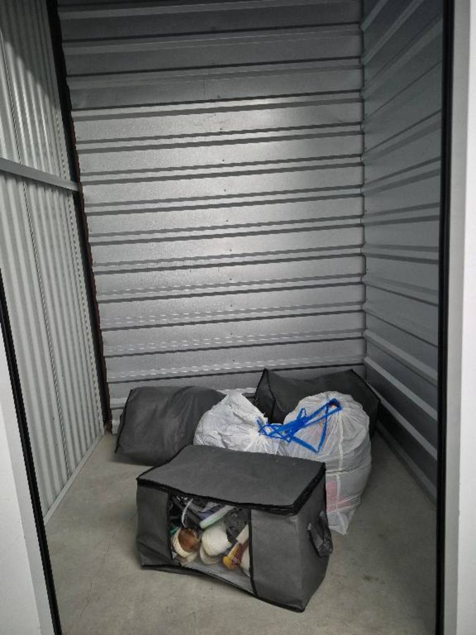 5 x 5 storage unit in Houston, TX