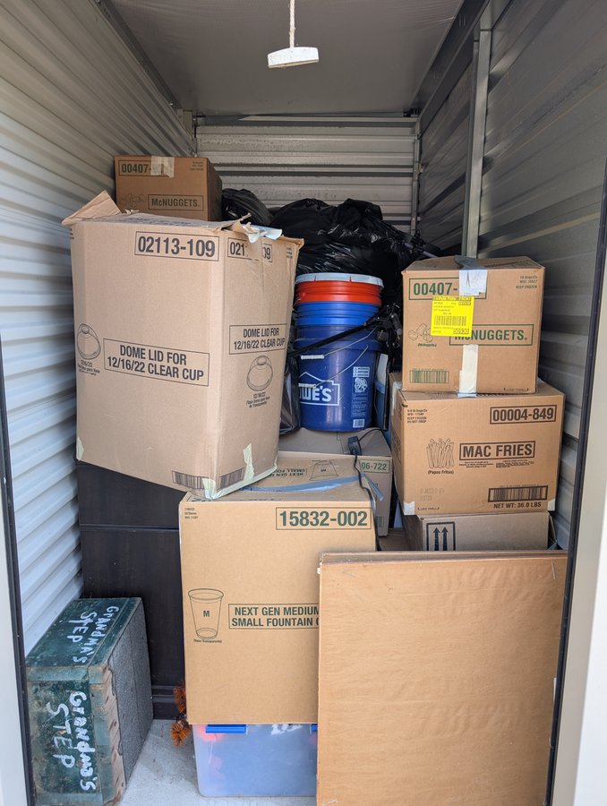 5 x 10 storage unit in Lorain, OH