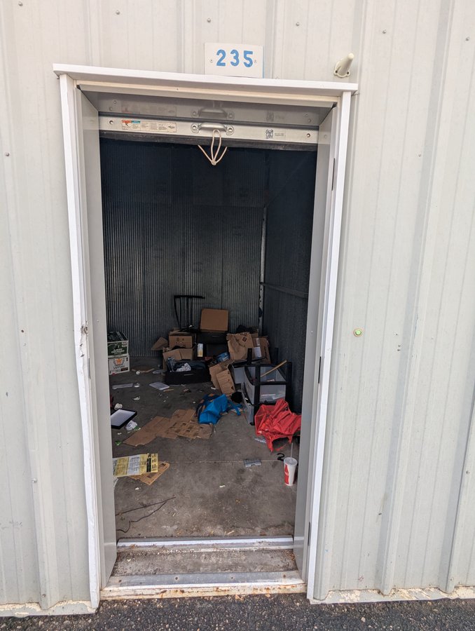 11 x 12 storage unit in Englewood, CO