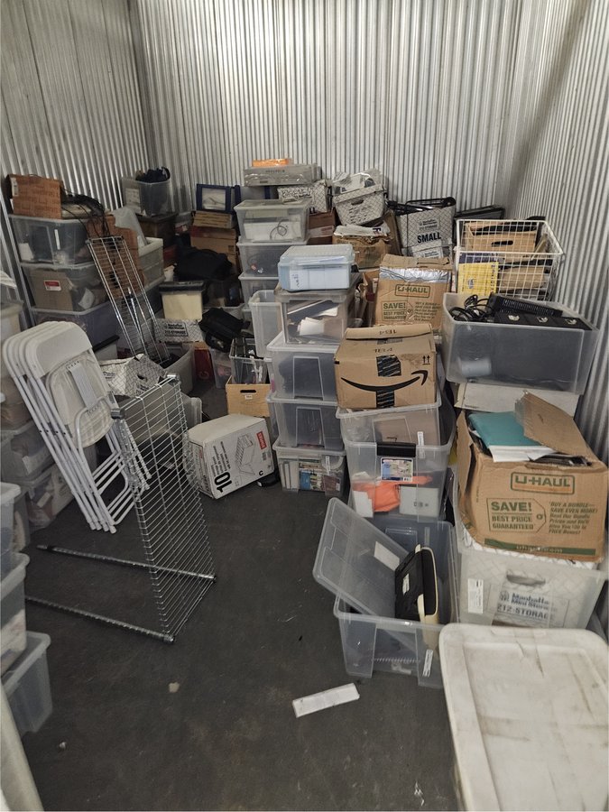 10 x 30 storage unit in Bronx, NY