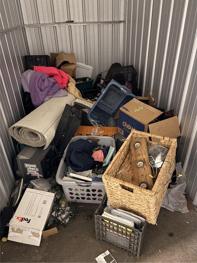 5 x 10 storage unit in Rock Island, IL