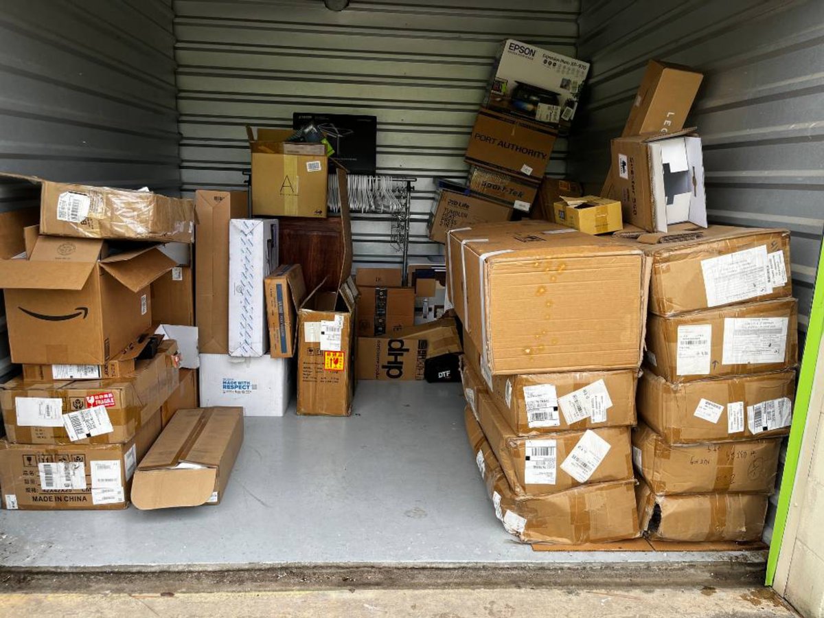 10 x 10 storage unit in Houston, TX