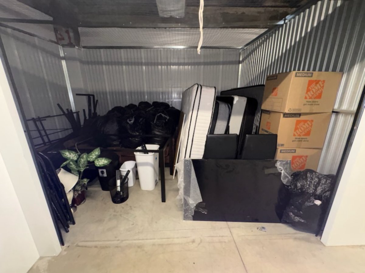 10 x 15 storage unit in Washington, DC