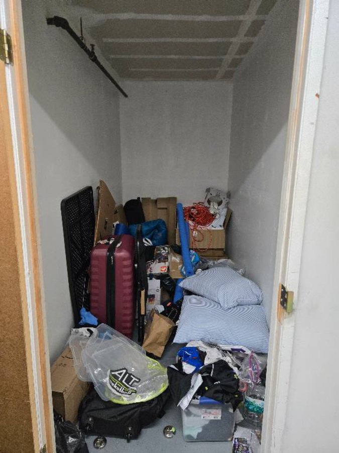 5 x 10 storage unit in San Diego, CA
