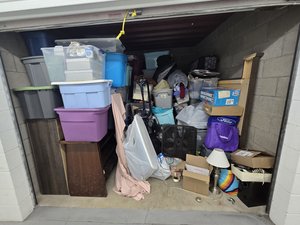 10 x 10 storage unit in West Mifflin, PA