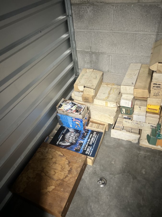 5 x 5 storage unit in Pittsburg, CA