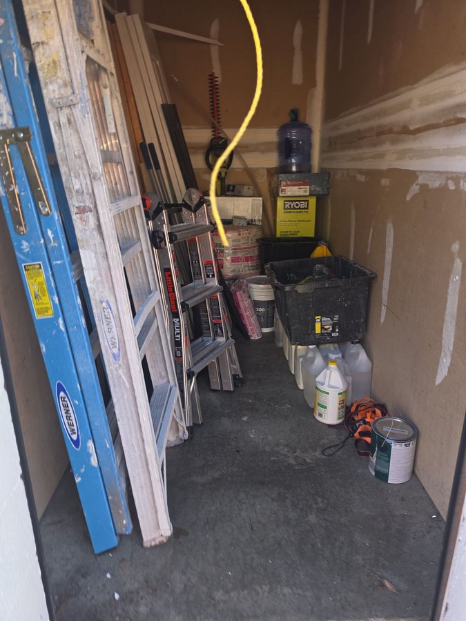 5 x 10 storage unit in Charlotte, NC