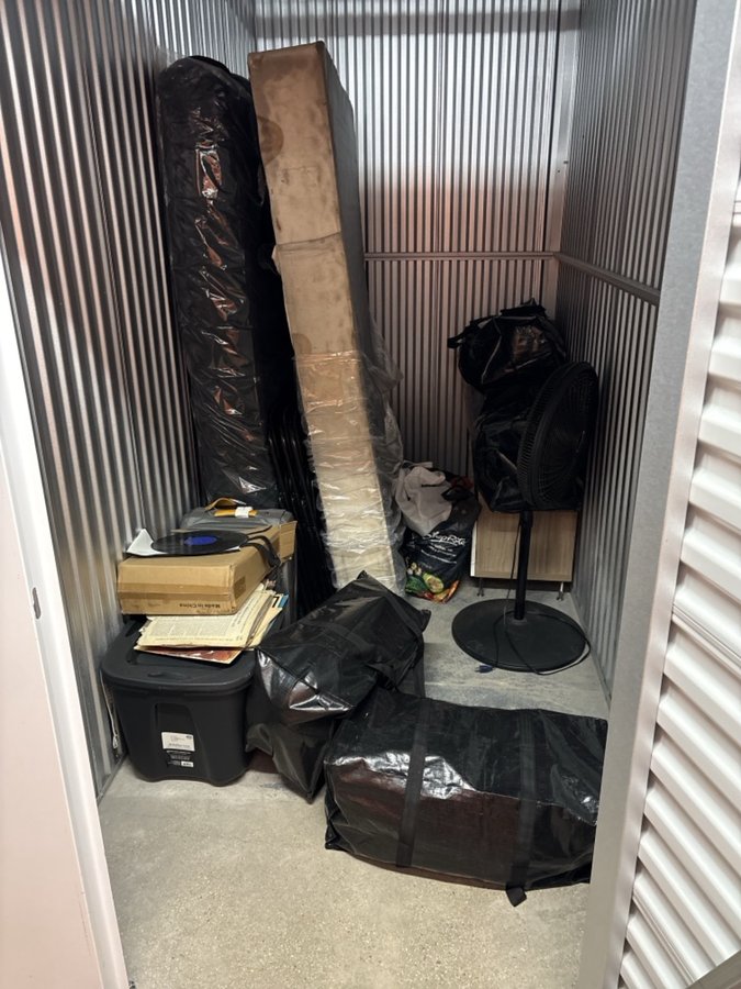 5 x 10 storage unit in Jersey City, NJ