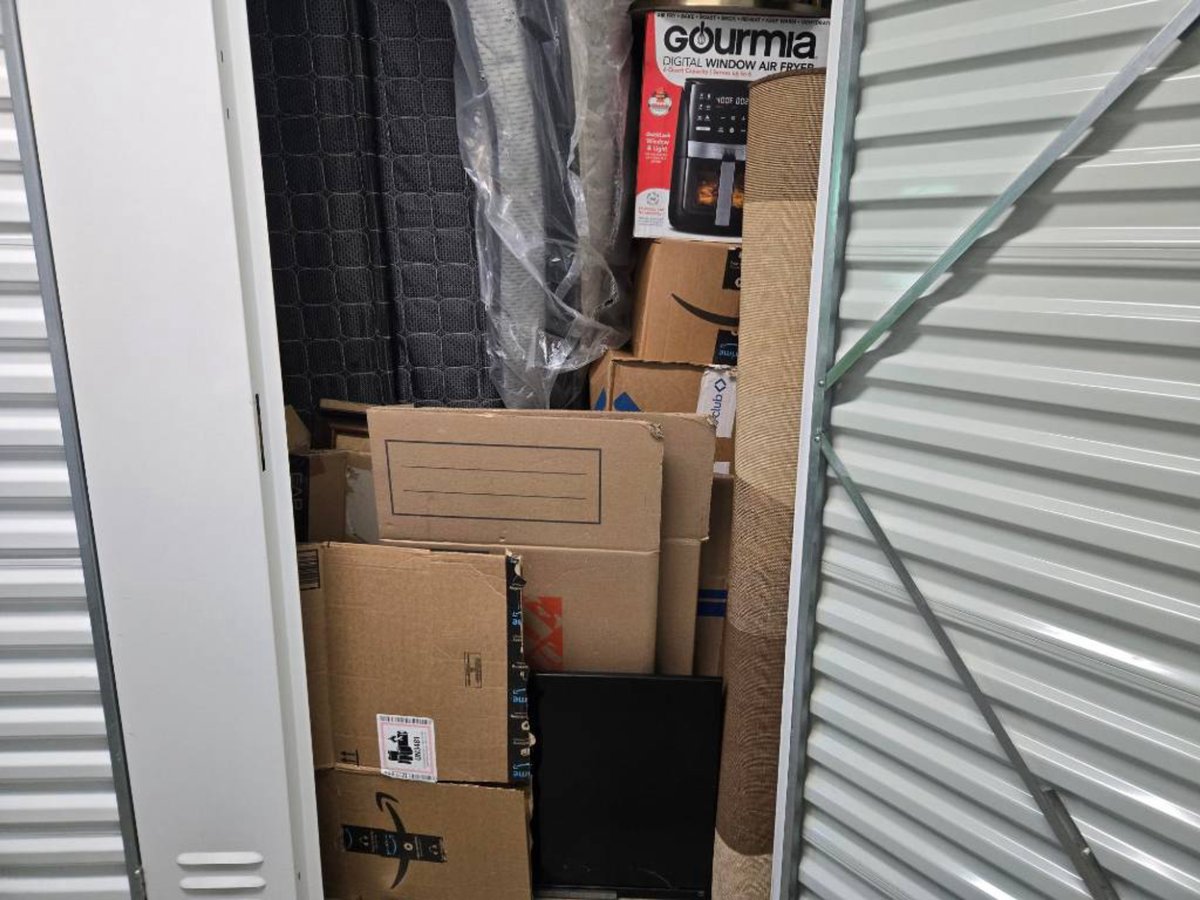 5 x 5 storage unit in Richmond, VA