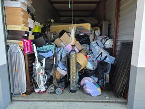 10 x 25 storage unit in Richmond, VA