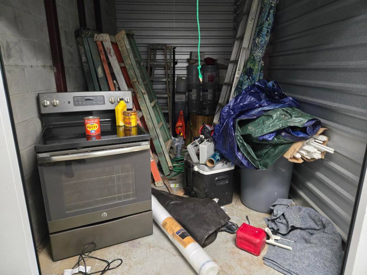 8 x 15 storage unit in Richmond, VA