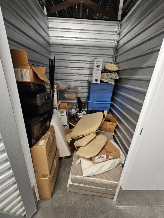 6 x 6 storage unit in Middleton, WI