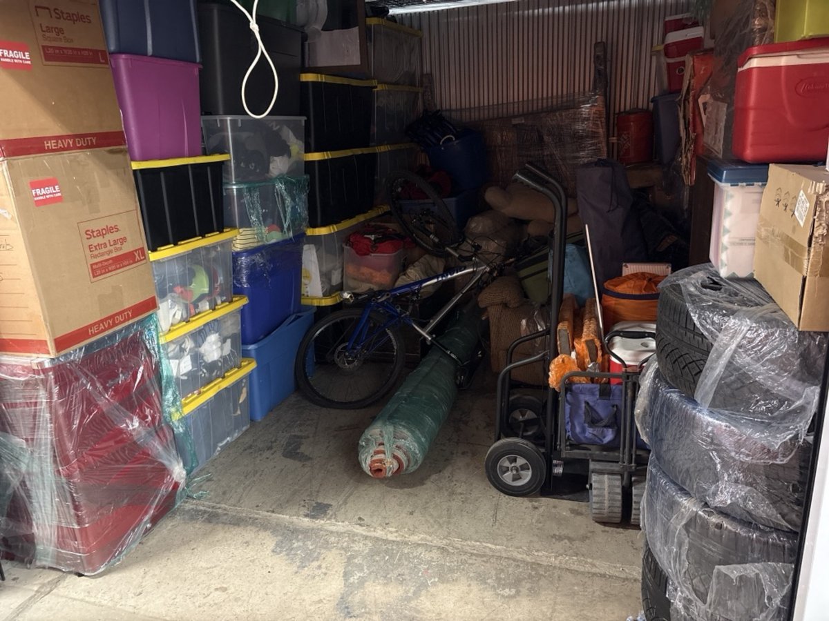 10 x 15 storage unit in Jersey City, NJ