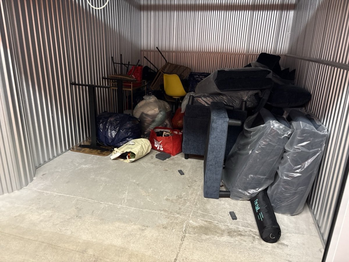 10 x 15 storage unit in Jersey City, NJ