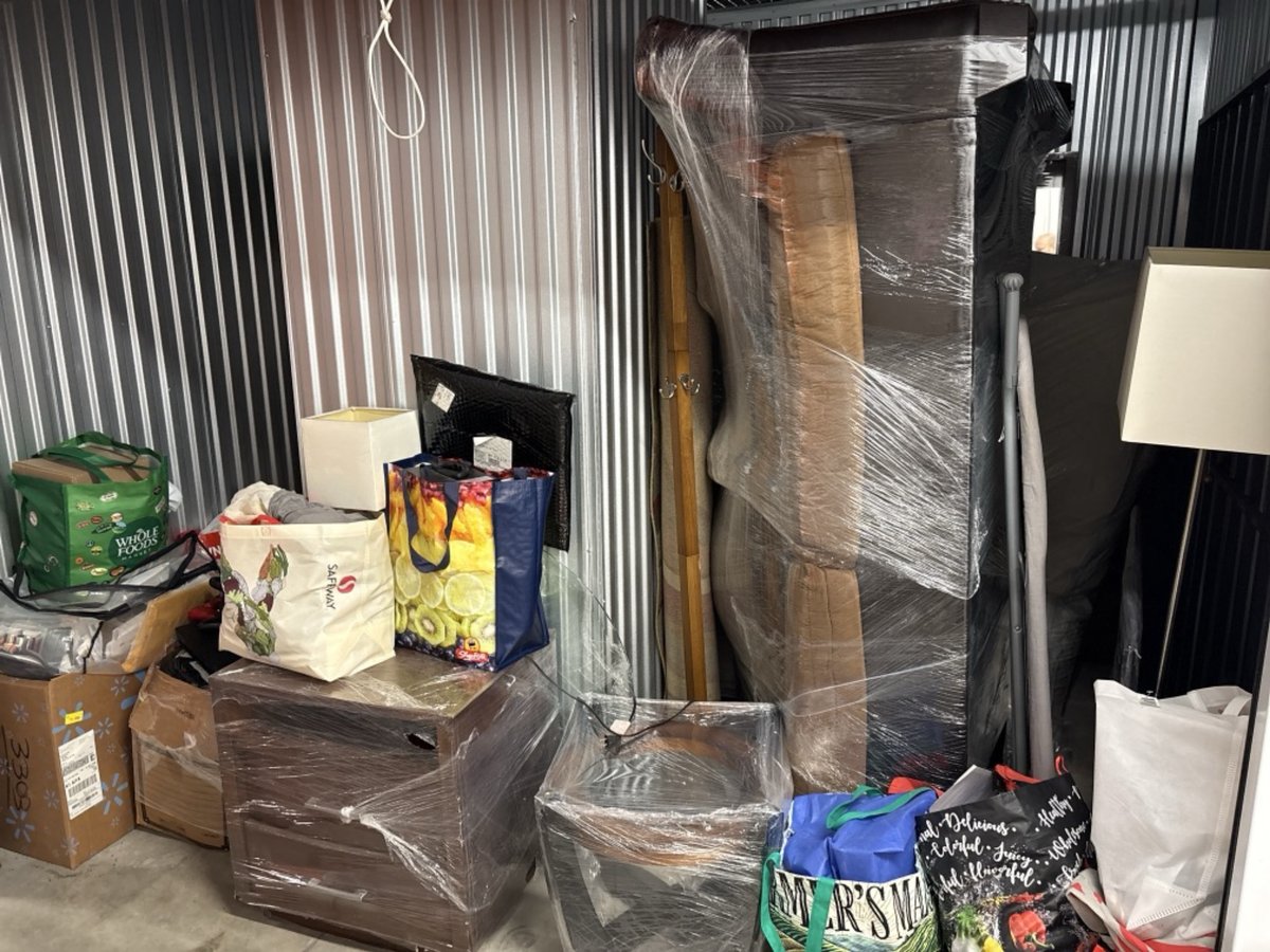 10 x 7 storage unit in Jersey City, NJ