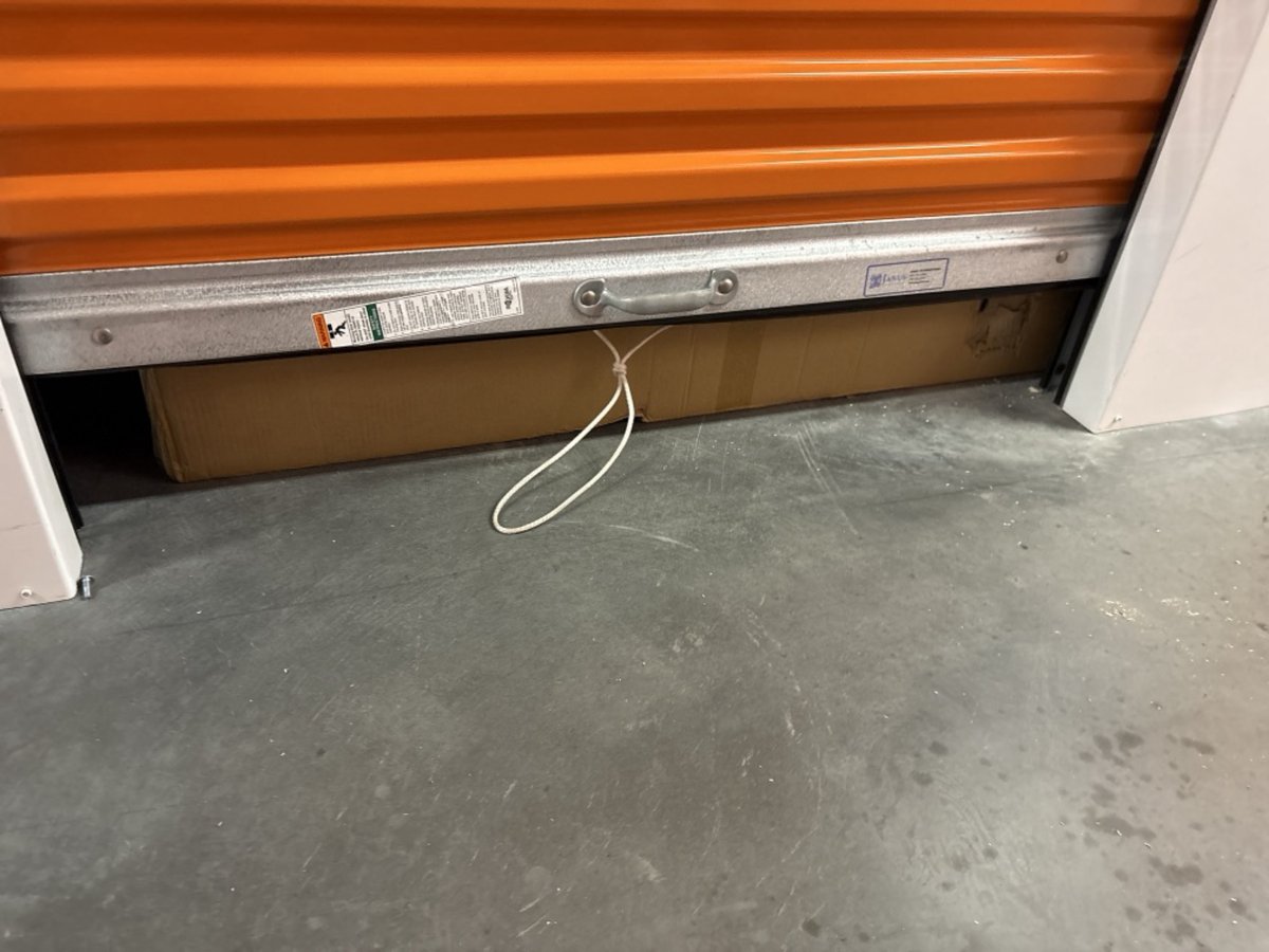 5 x 5 storage unit in Jersey City, NJ