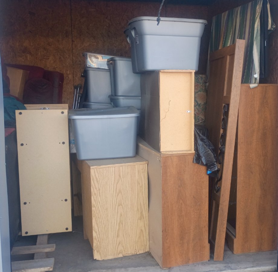 10 x 10 storage unit in Shippenville, PA