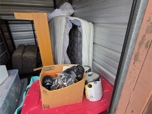5 x 10 storage unit in Trenton, GA