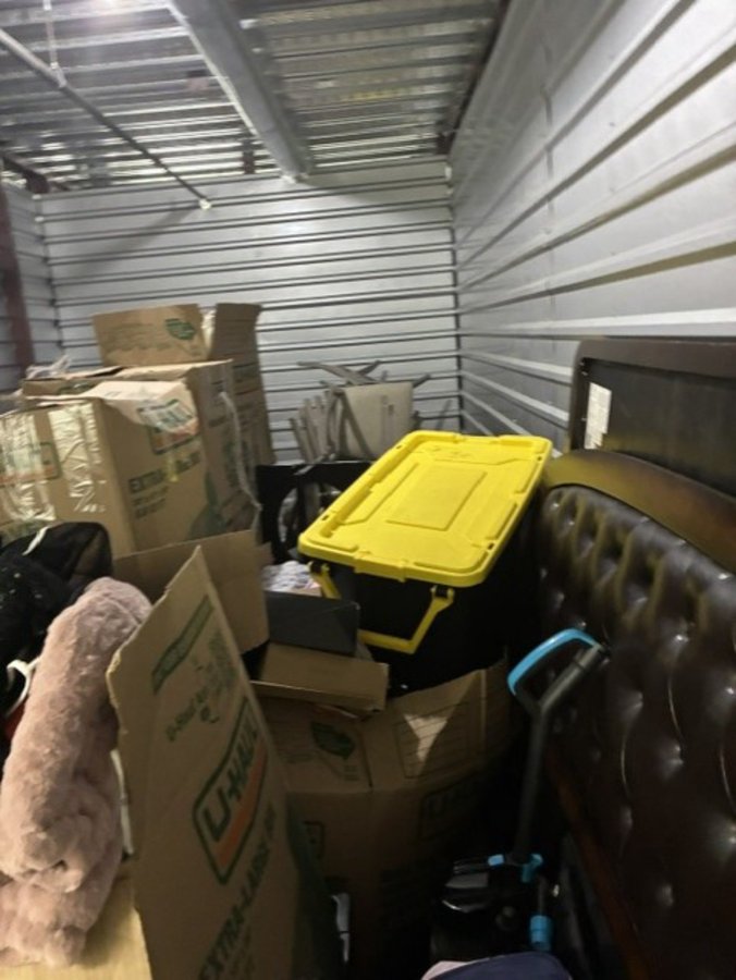 10 x 20 storage unit in Dunwoody, GA