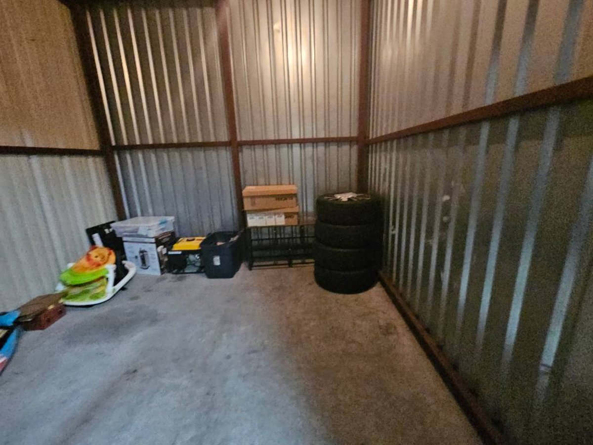 10 x 10 storage unit in Fort Worth, TX
