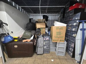 10 x 10 storage unit in Columbus, OH