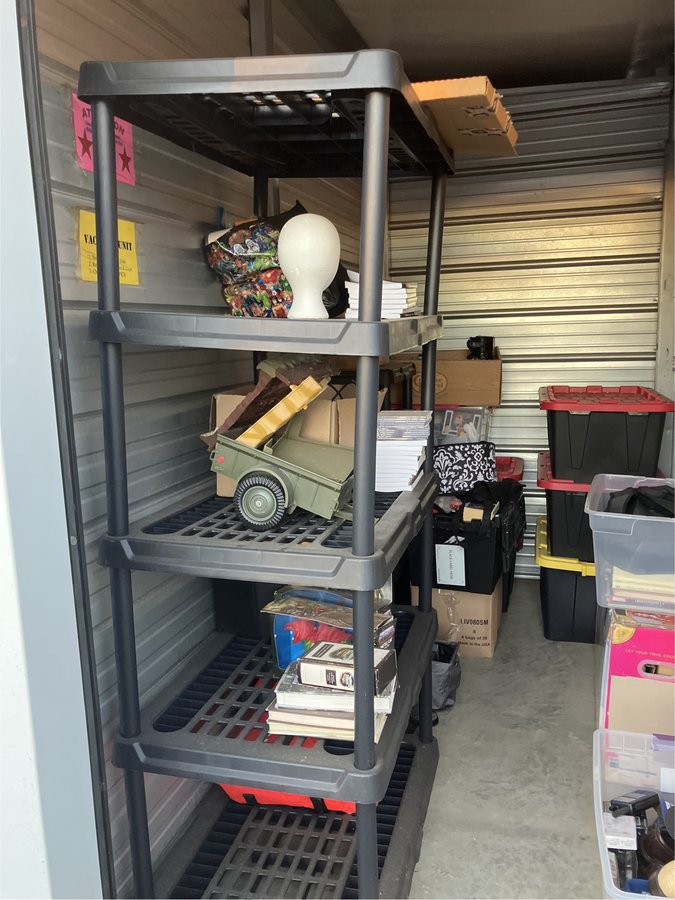 5 x 10 storage unit in Bristol, VA