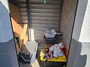 10 x 4 storage unit in Fontana, CA