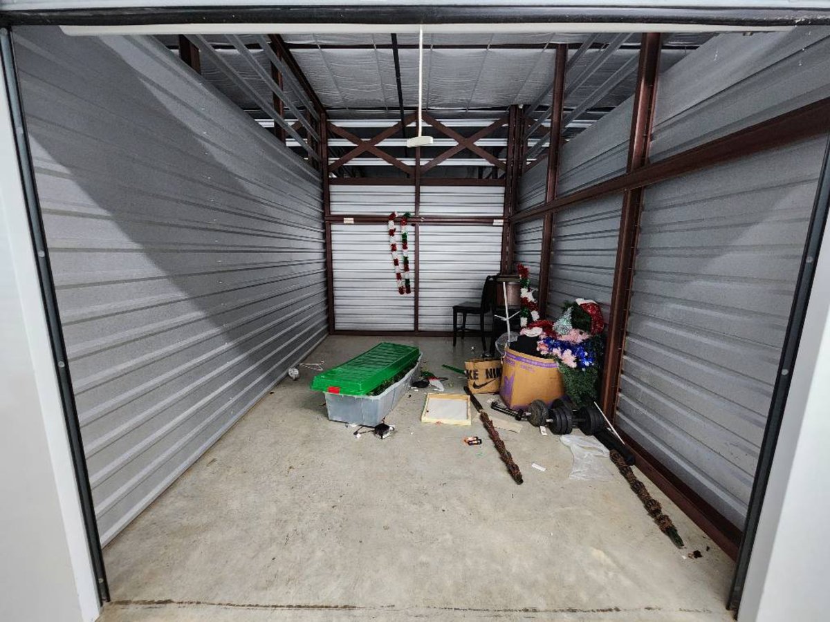 10 x 15 storage unit in Decatur, GA