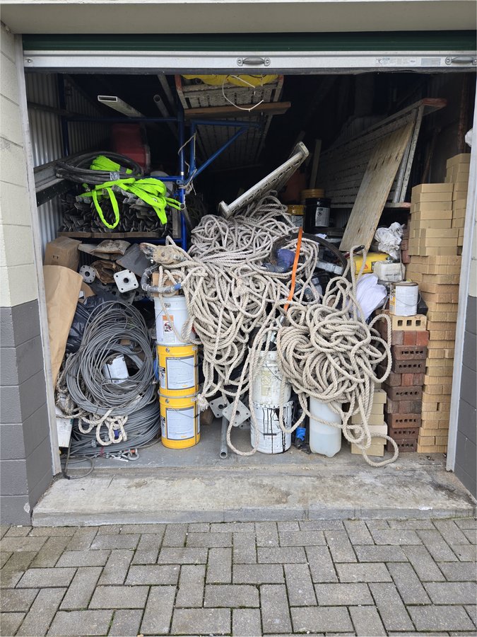 10 x 25 storage unit in Brooklyn, NY