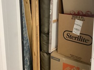 10 x 5 storage unit in Jacksonville, FL