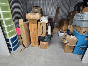10 x 10 storage unit in Bridgeport, CT