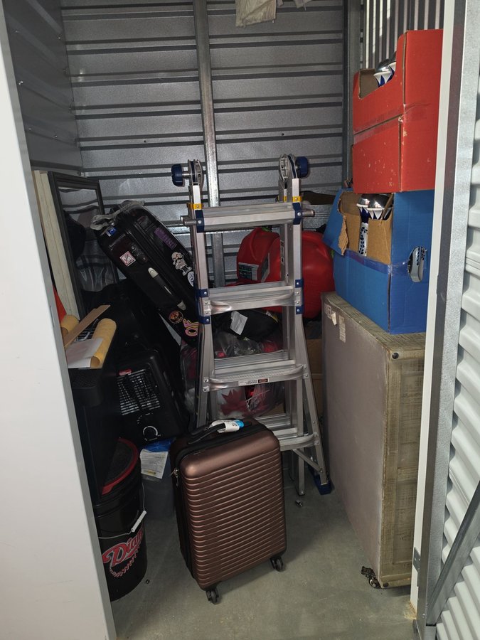 5 x 5 storage unit in Charlotte, NC