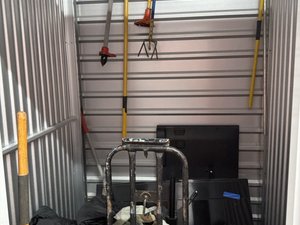 5 x 5 storage unit in Pittsburg, CA
